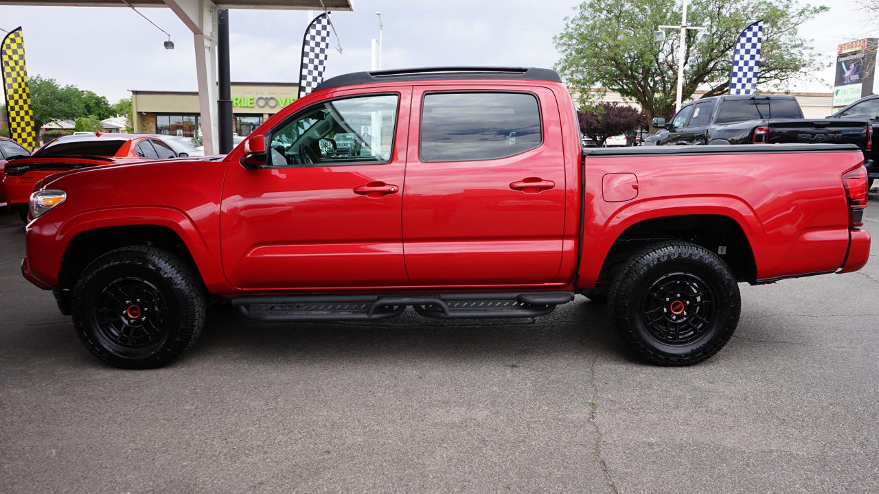 Toyota Tacoma 4WD SR Double Cab 5' Bed V6 AT (Natl) 2022