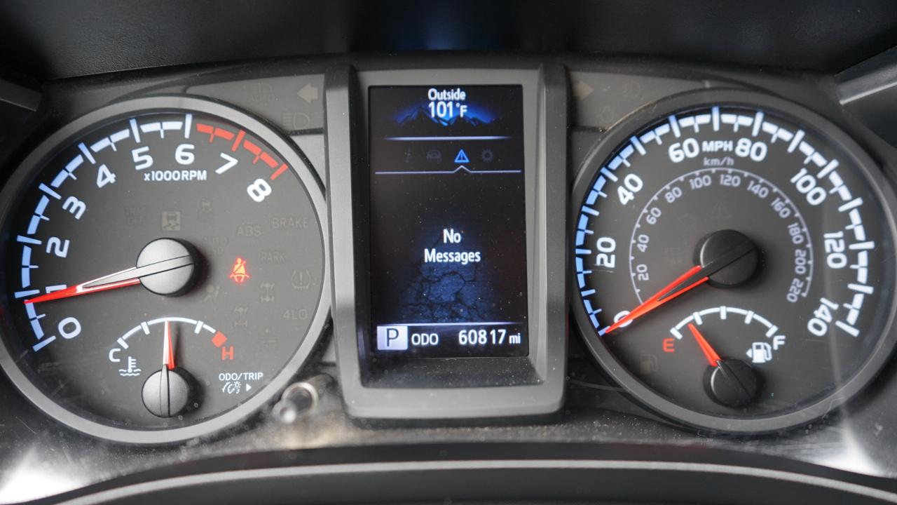 Toyota Tacoma 4WD SR Double Cab 5' Bed V6 AT (Natl) 2022