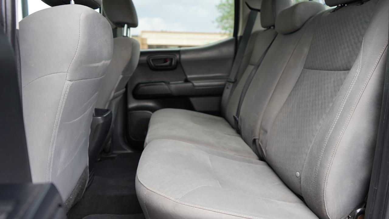 Toyota Tacoma 4WD SR Double Cab 5' Bed V6 AT (Natl) 2022
