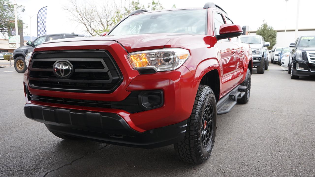 Toyota Tacoma 4WD SR Double Cab 5' Bed V6 AT (Natl) 2022
