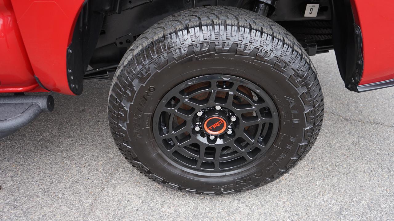 Toyota Tacoma 4WD SR Double Cab 5' Bed V6 AT (Natl) 2022