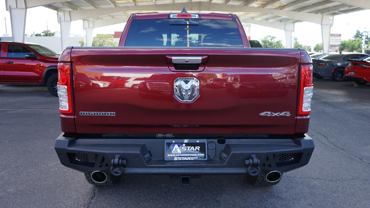 RAM 1500 Big Horn 4x4 Crew Cab 5'7" Box 2020