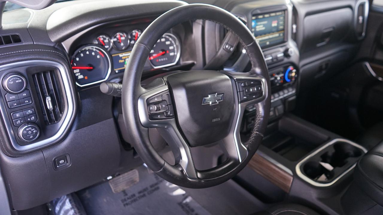 Chevrolet Silverado 1500 4WD Crew Cab 147" RST 2021