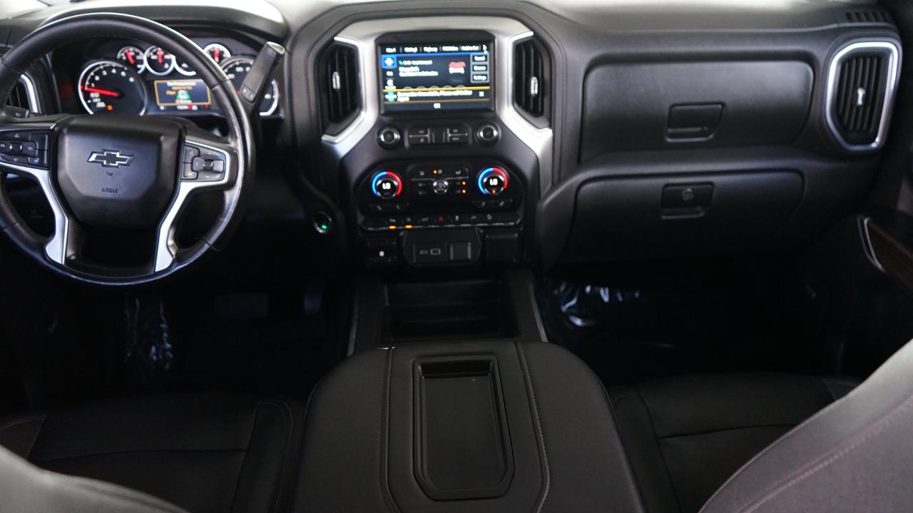 Chevrolet Silverado 1500 4WD Crew Cab 147" RST 2021
