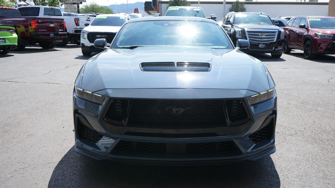 Ford Mustang GT Fastback 2024