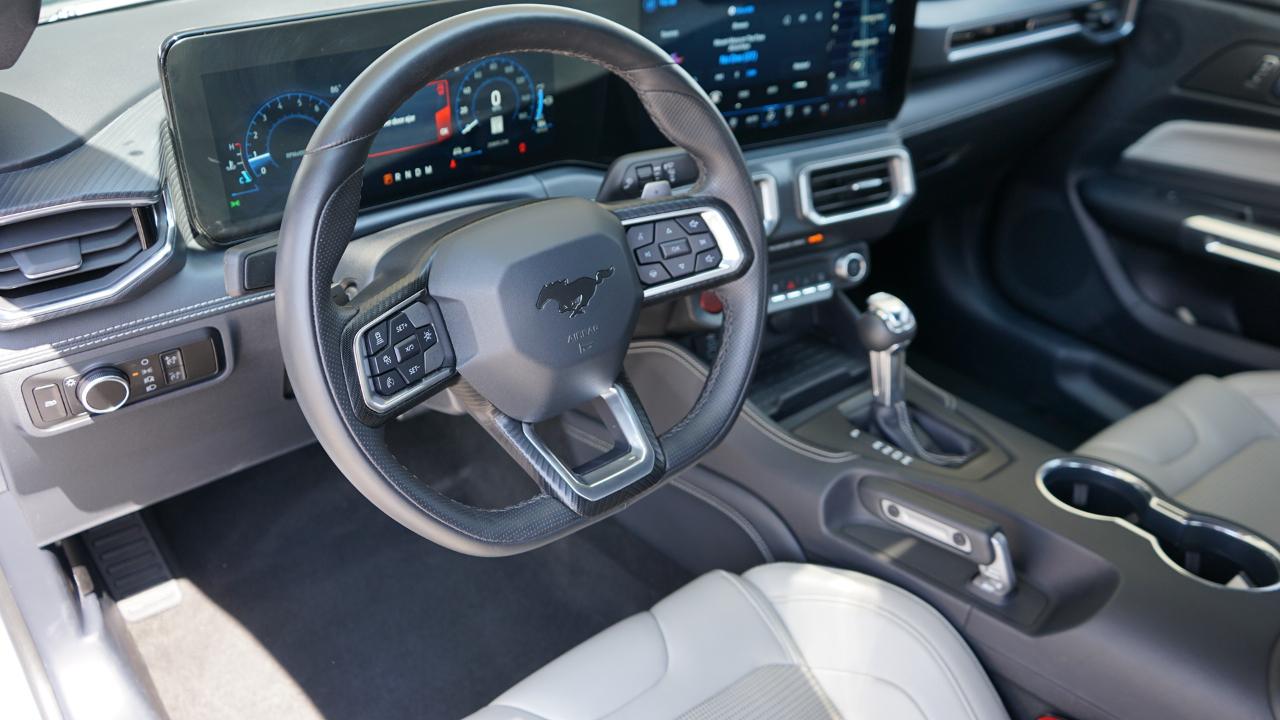 Ford Mustang GT Fastback 2024