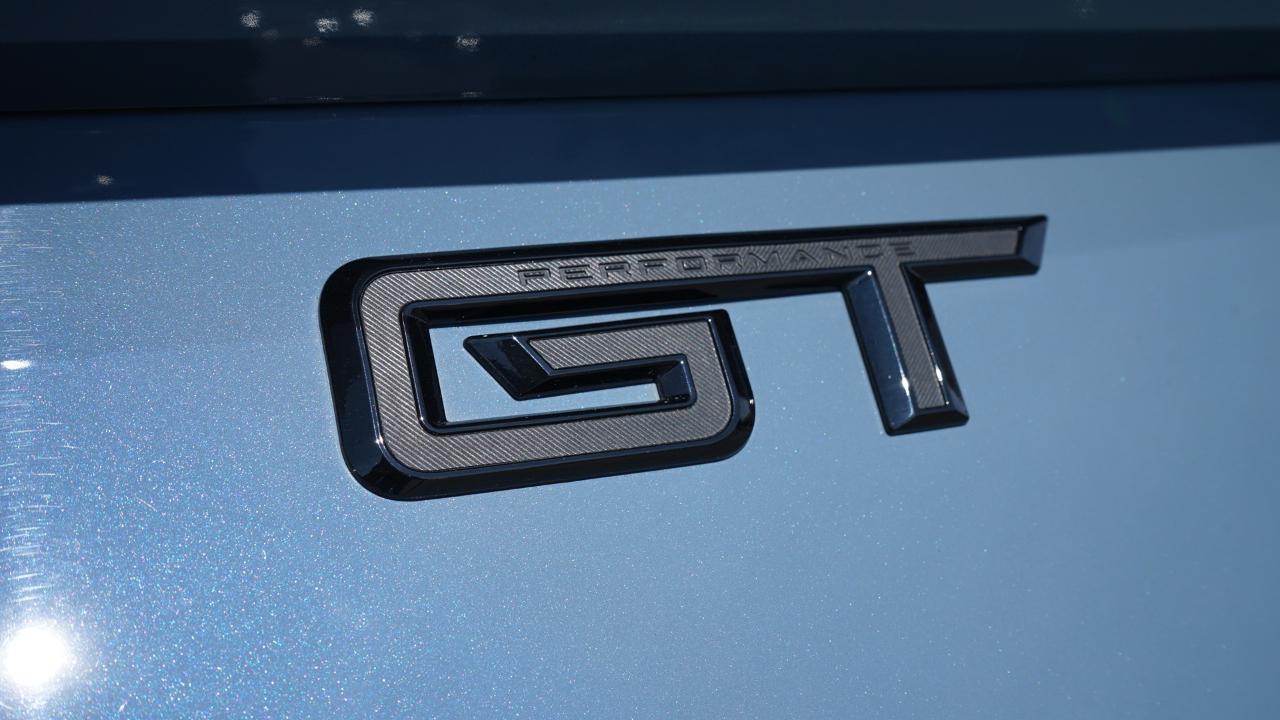 Ford Mustang GT Fastback 2024