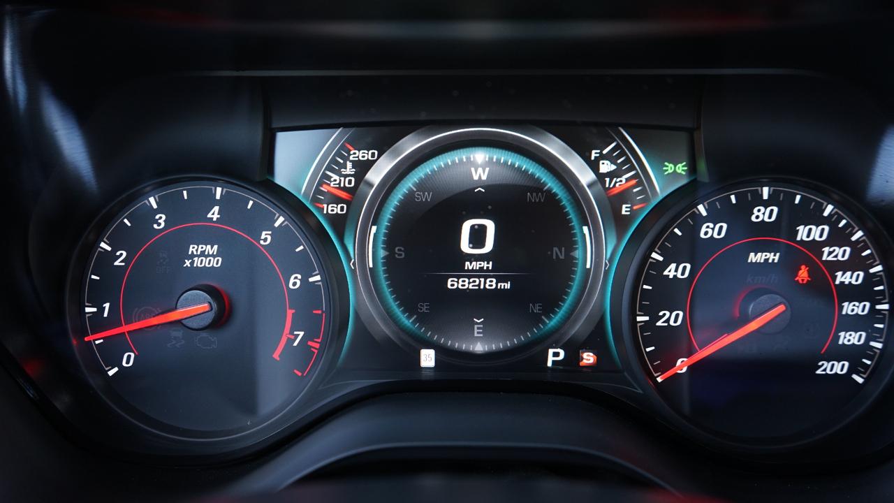 Chevrolet Camaro 2dr Cpe 2SS 2018