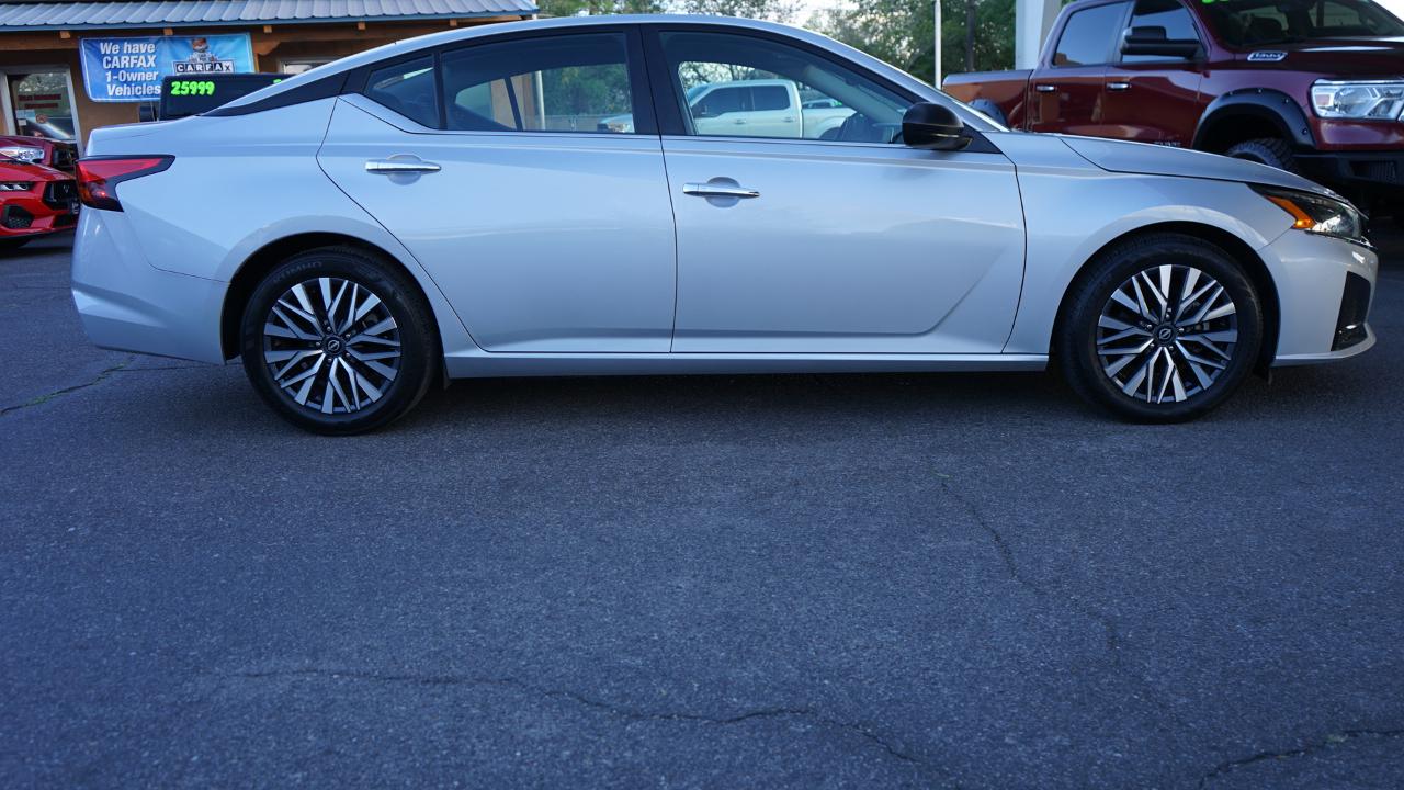Nissan Altima 2.5 SV Sedan 2024