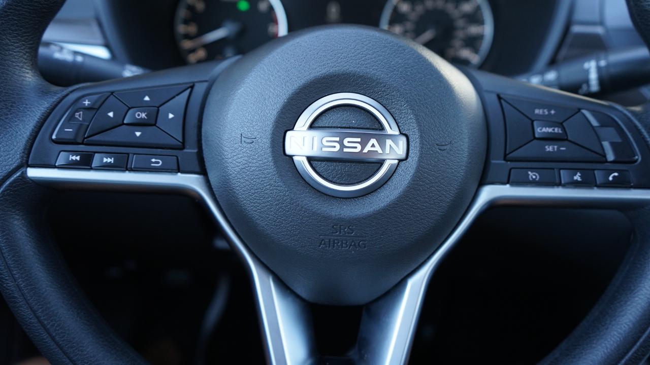 Nissan Altima 2.5 SV Sedan 2024