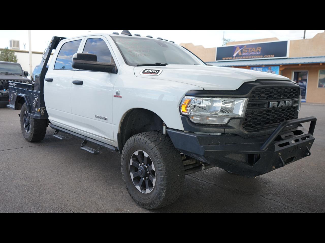 RAM 2500 Tradesman 4x4 Crew Cab 6'4" Box 2022