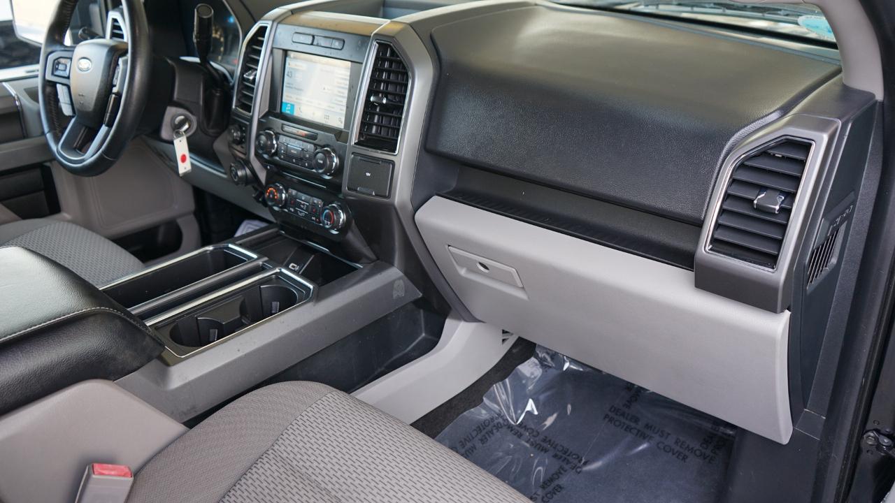 Ford F-150 4WD SuperCrew 145" XLT 2018