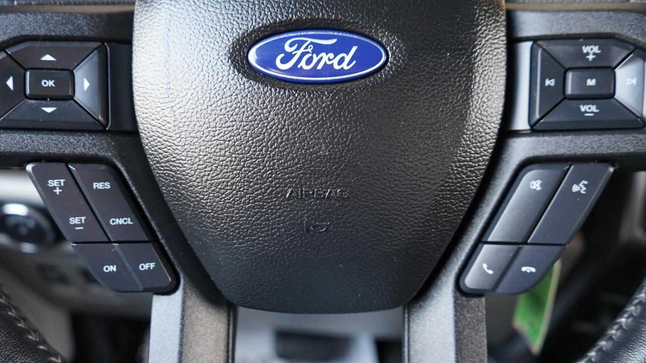 Ford F-150 4WD SuperCrew 145" XLT 2018