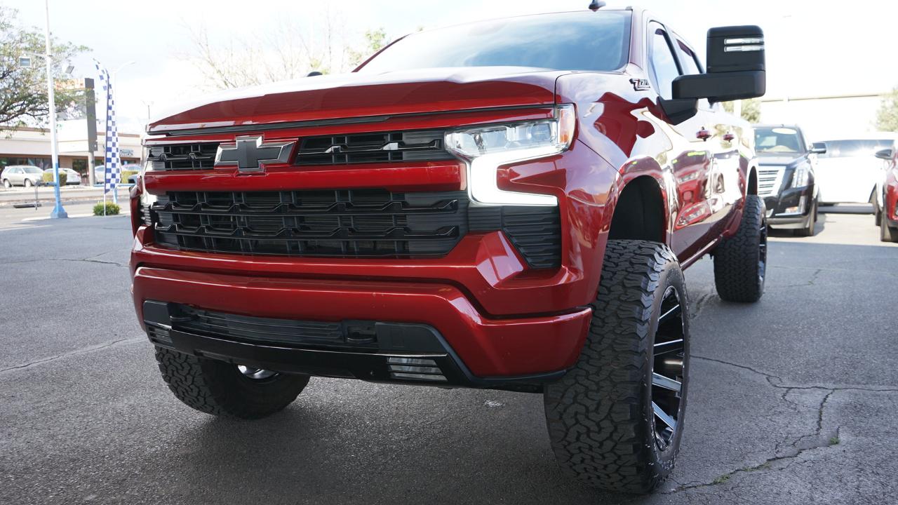 Chevrolet Silverado 1500 4WD Crew Cab 157" RST 2022