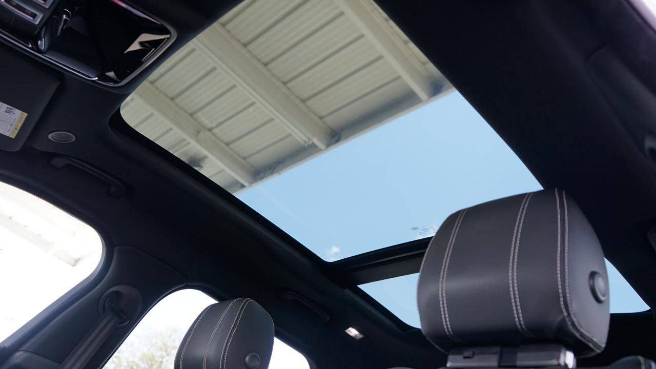 Land Rover Range Rover Velar P250 R-Dynamic S 2021