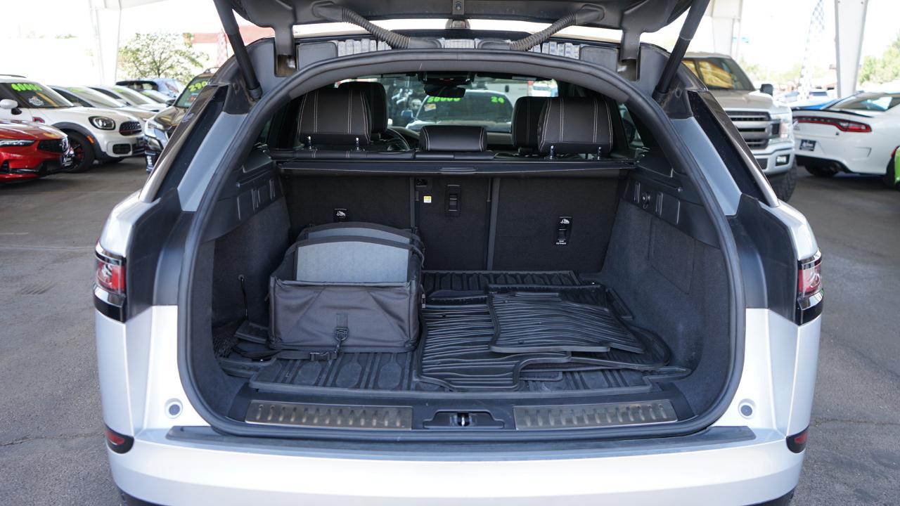 Land Rover Range Rover Velar P250 R-Dynamic S 2021