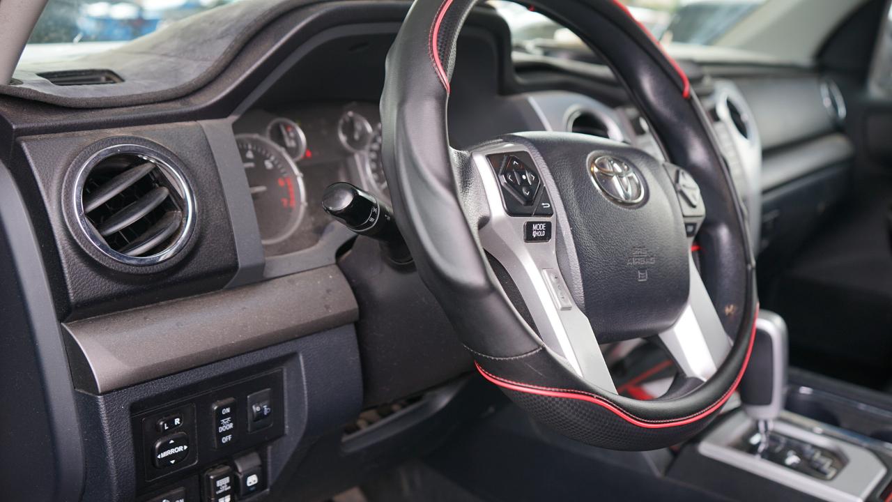 Toyota Tundra 4WD Truck CrewMax 5.7L FFV V8 6-Spd AT SR5 (Natl) 2016
