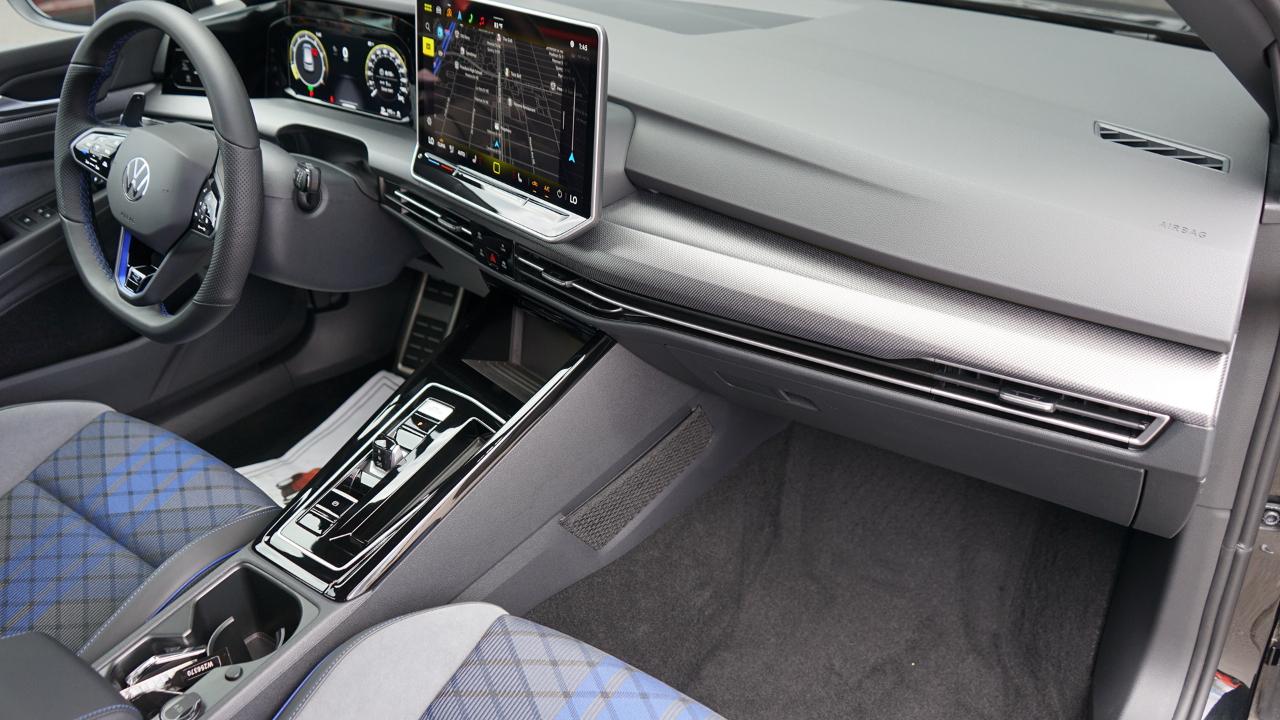 Volkswagen Golf R 2.0T DSG 2026