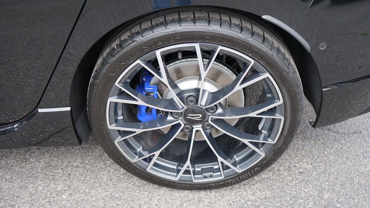 Volkswagen Golf R 2.0T DSG 2026