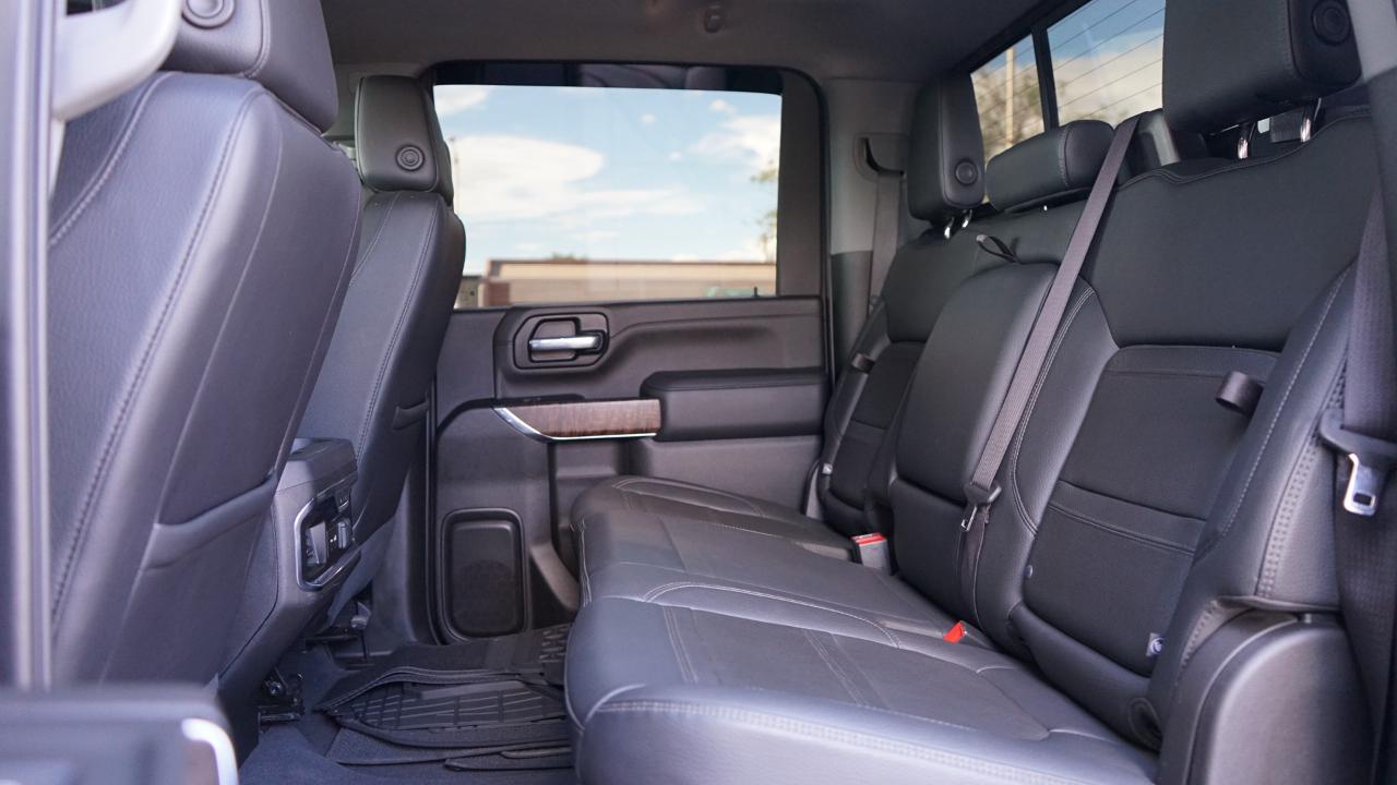 GMC Sierra 2500HD 4WD Crew Cab 159" Denali 2023