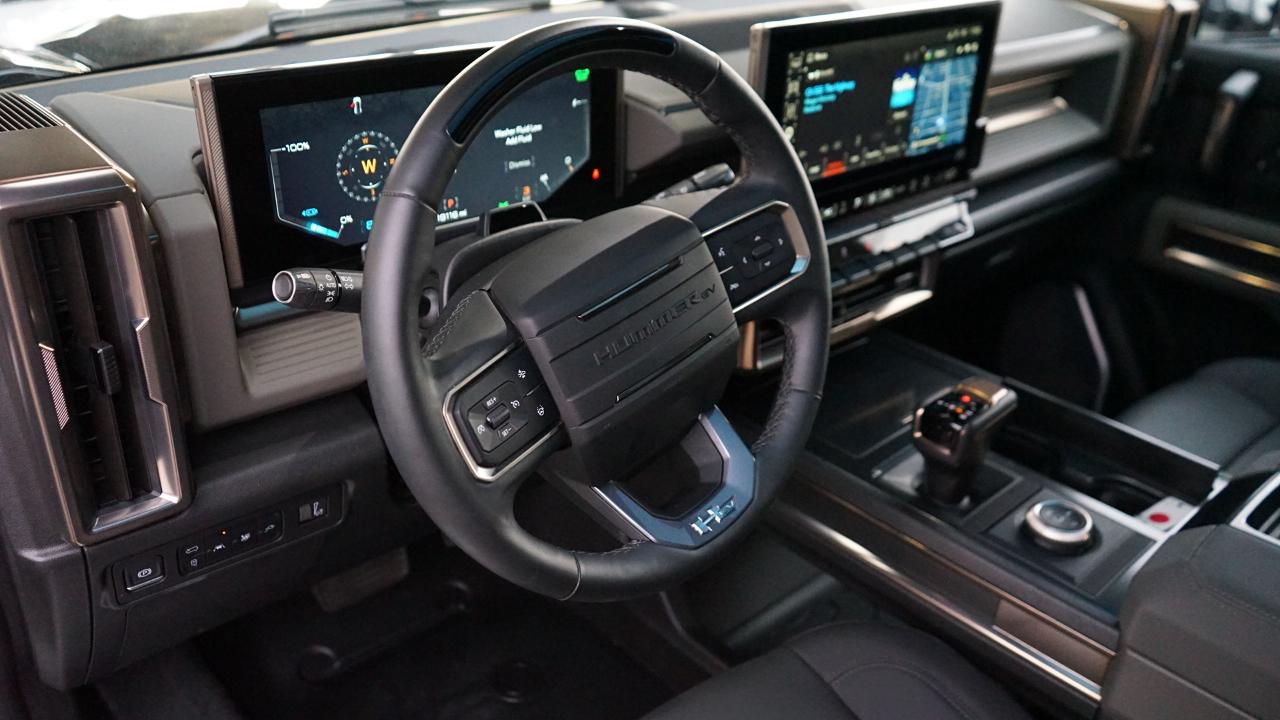 GMC HUMMER EV SUV e4WD 4dr 3X 2025