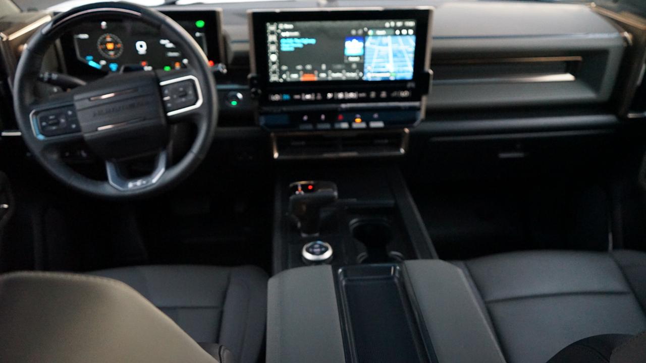 GMC HUMMER EV SUV e4WD 4dr 3X 2025