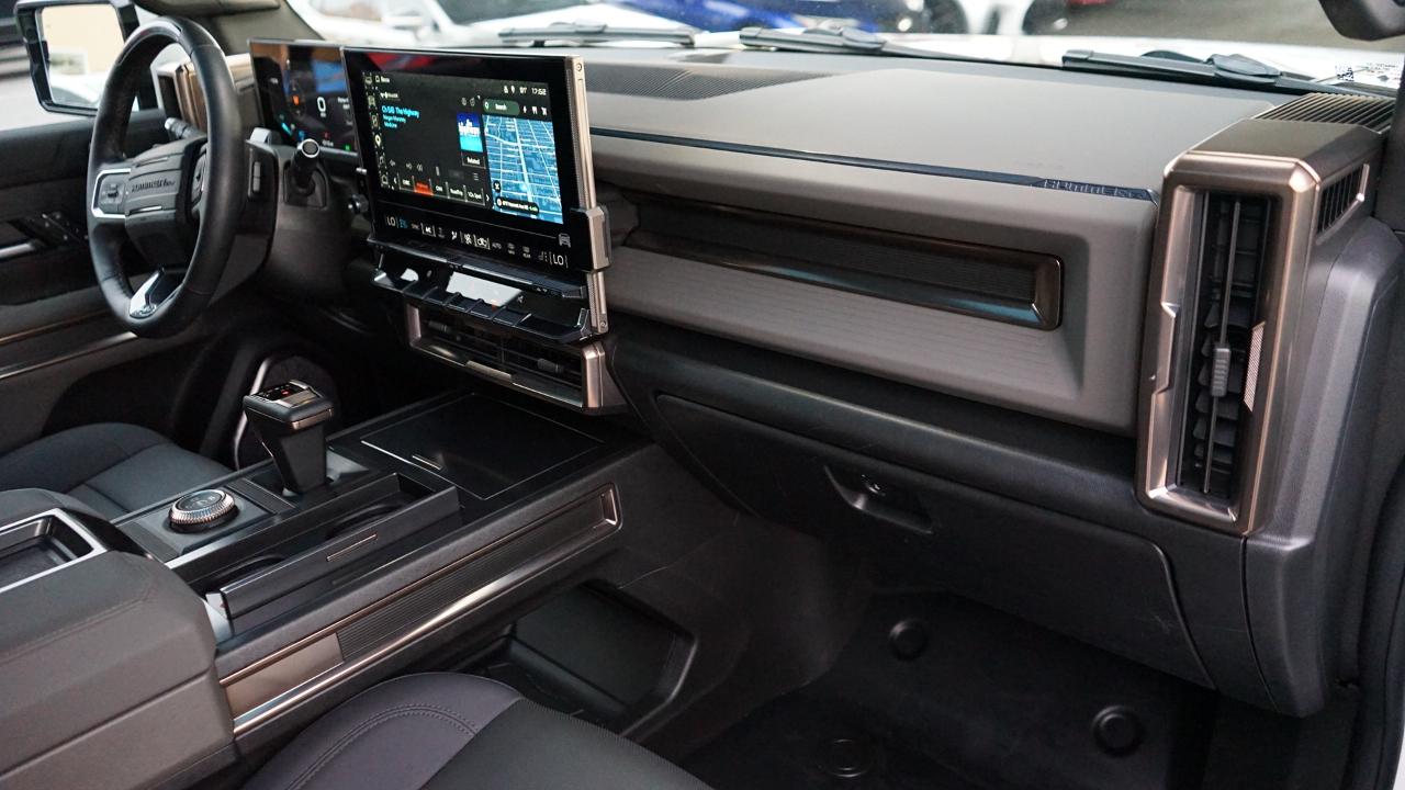 GMC HUMMER EV SUV e4WD 4dr 3X 2025
