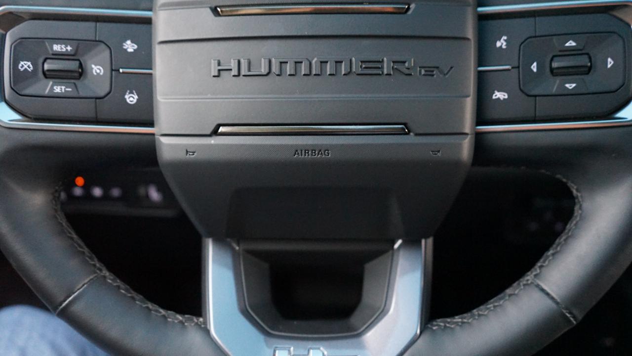 GMC HUMMER EV SUV e4WD 4dr 3X 2025