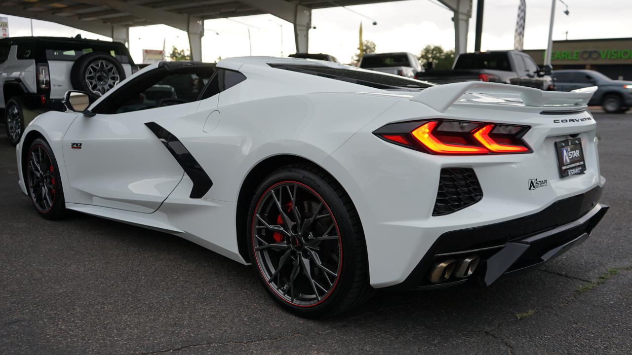 Chevrolet Corvette 2dr Stingray Cpe w/2LT 2023