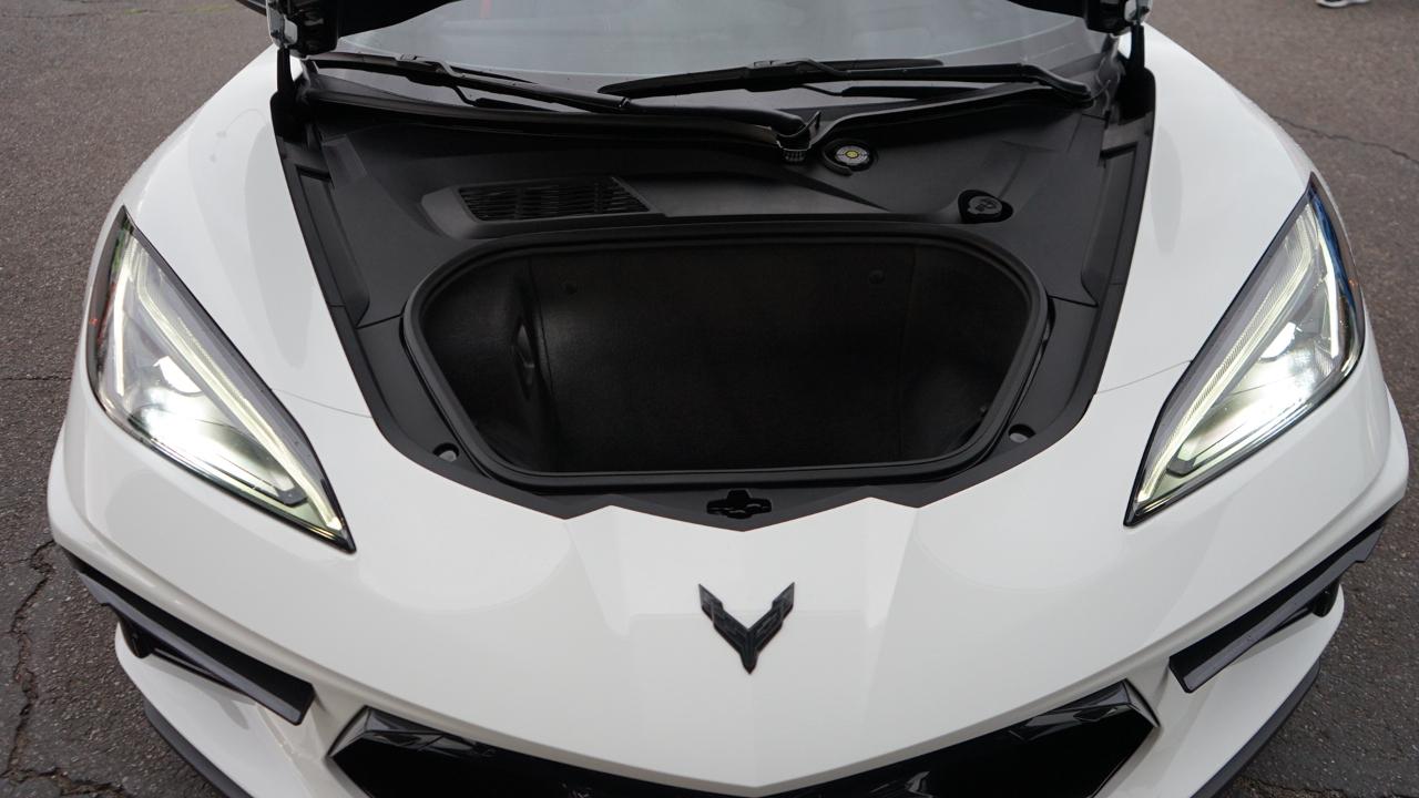Chevrolet Corvette 2dr Stingray Cpe w/2LT 2023