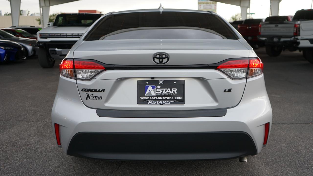 Toyota Corolla LE CVT (Natl) 2024