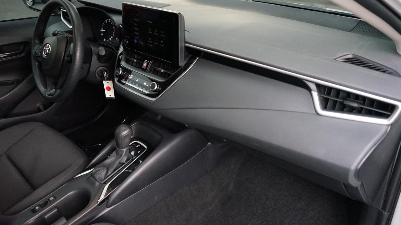 Toyota Corolla LE CVT (Natl) 2024