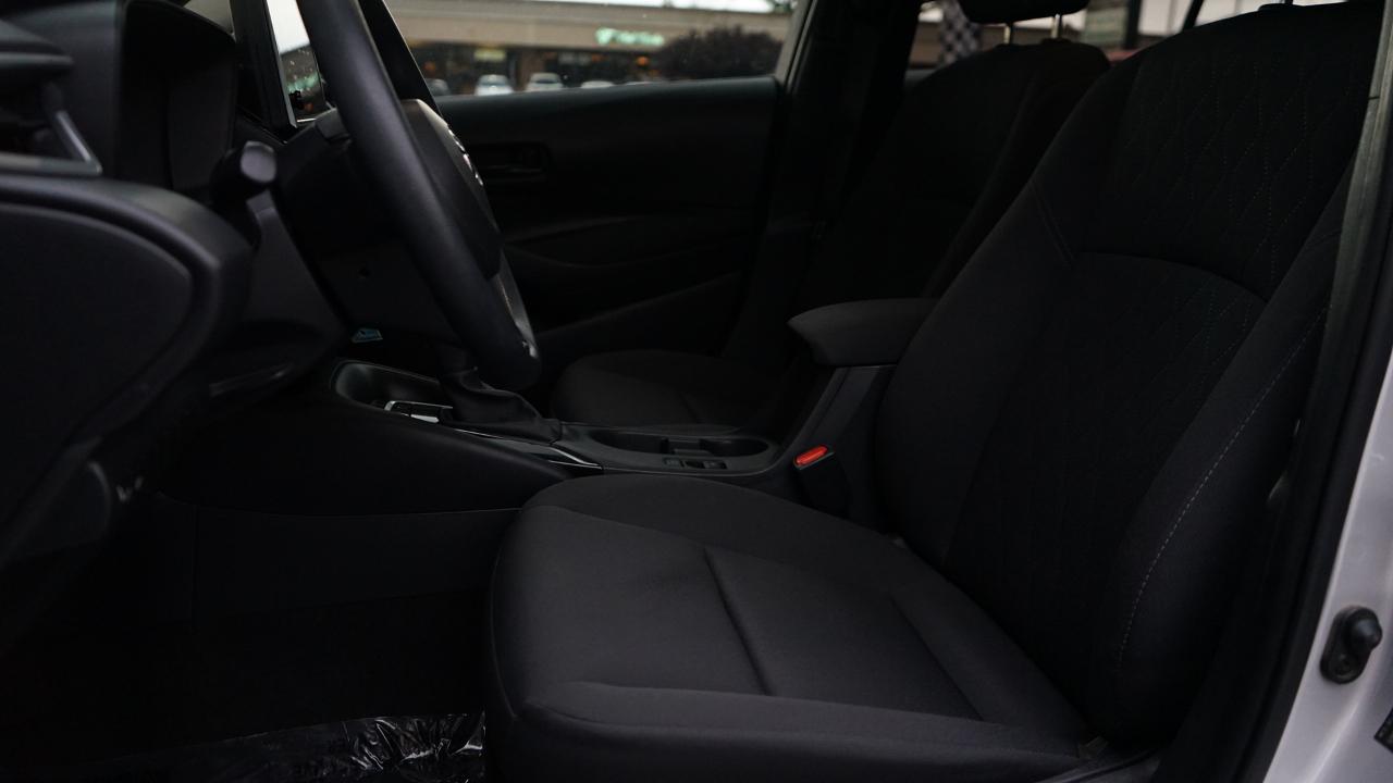 Toyota Corolla LE CVT (Natl) 2024