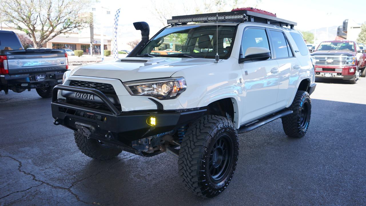 Toyota 4Runner TRD Pro 4D SUV 4X4 V6 2017