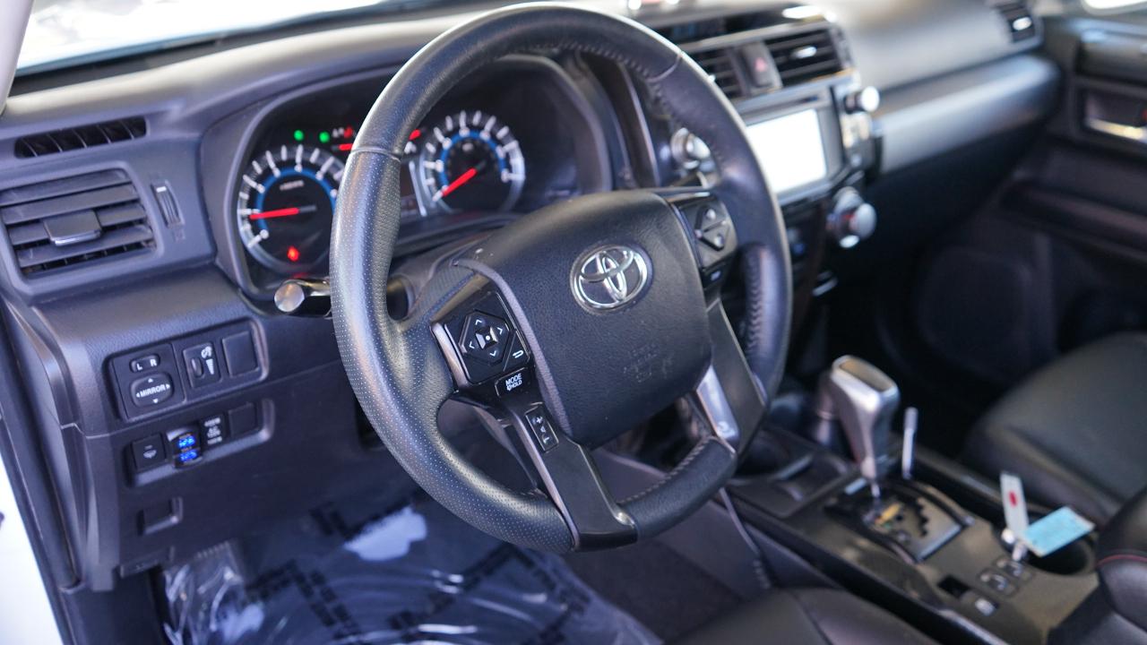 Toyota 4Runner TRD Pro 4D SUV 4X4 V6 2017