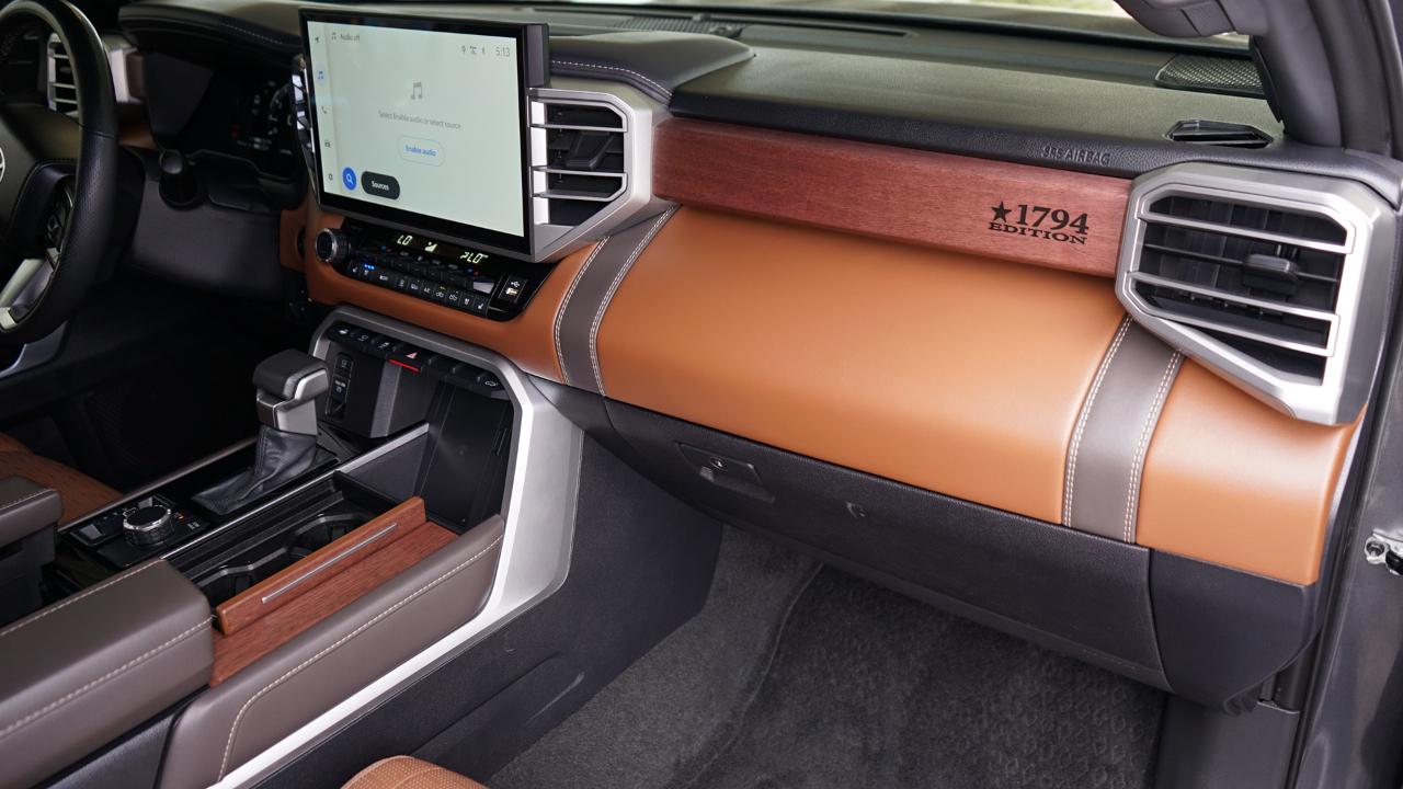 Toyota Tundra 4WD 1794 Edition CrewMax 5.5' Bed (Natl) 2025