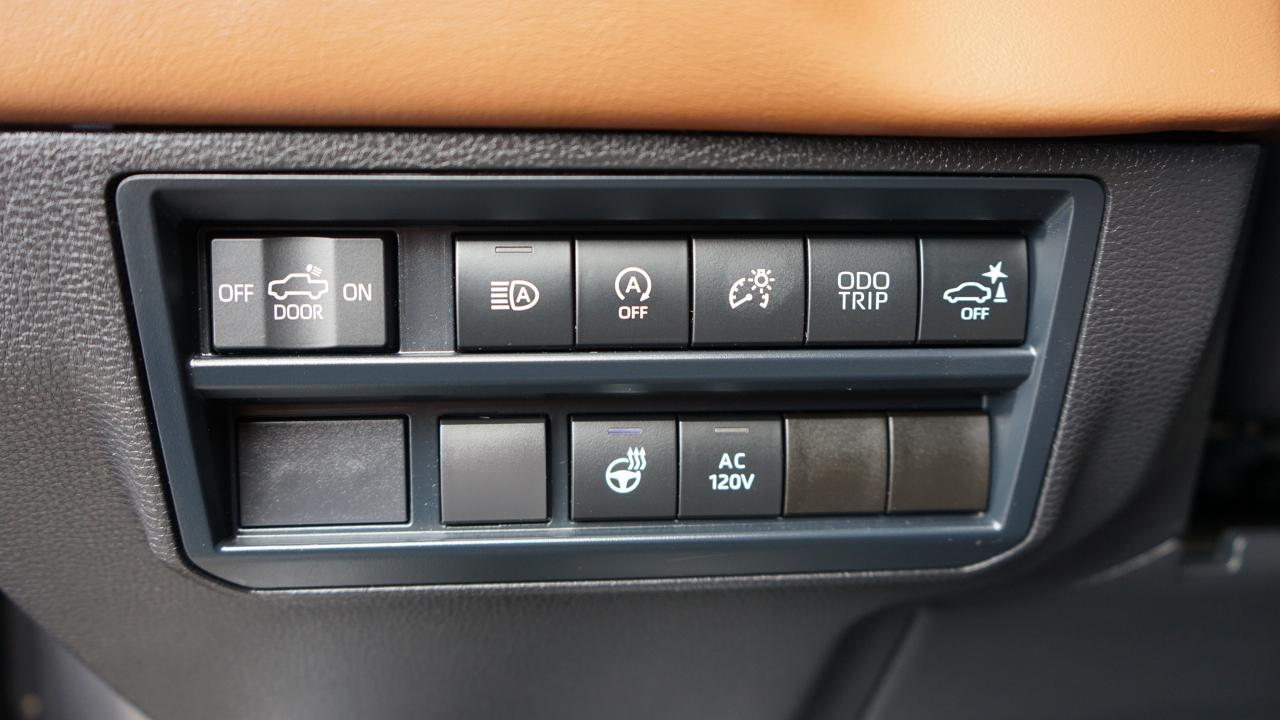Toyota Tundra 4WD 1794 Edition CrewMax 5.5' Bed (Natl) 2025