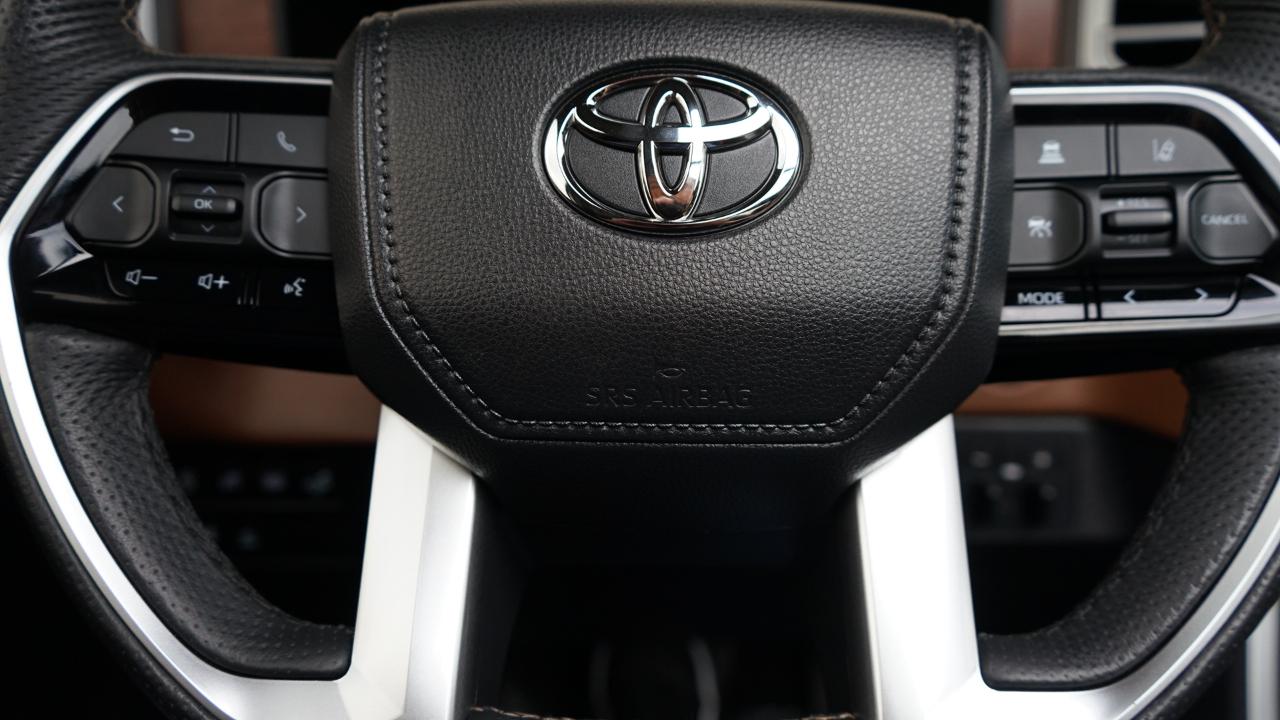 Toyota Tundra 4WD 1794 Edition CrewMax 5.5' Bed (Natl) 2025
