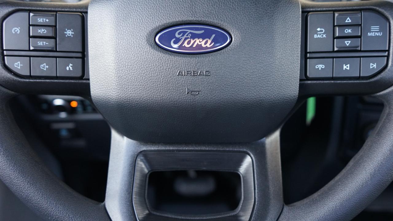 Ford F-150 XL 2WD Reg Cab 6.5' Box 2026