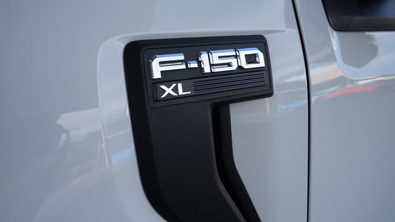 Ford F-150 XL 2WD Reg Cab 6.5' Box 2026