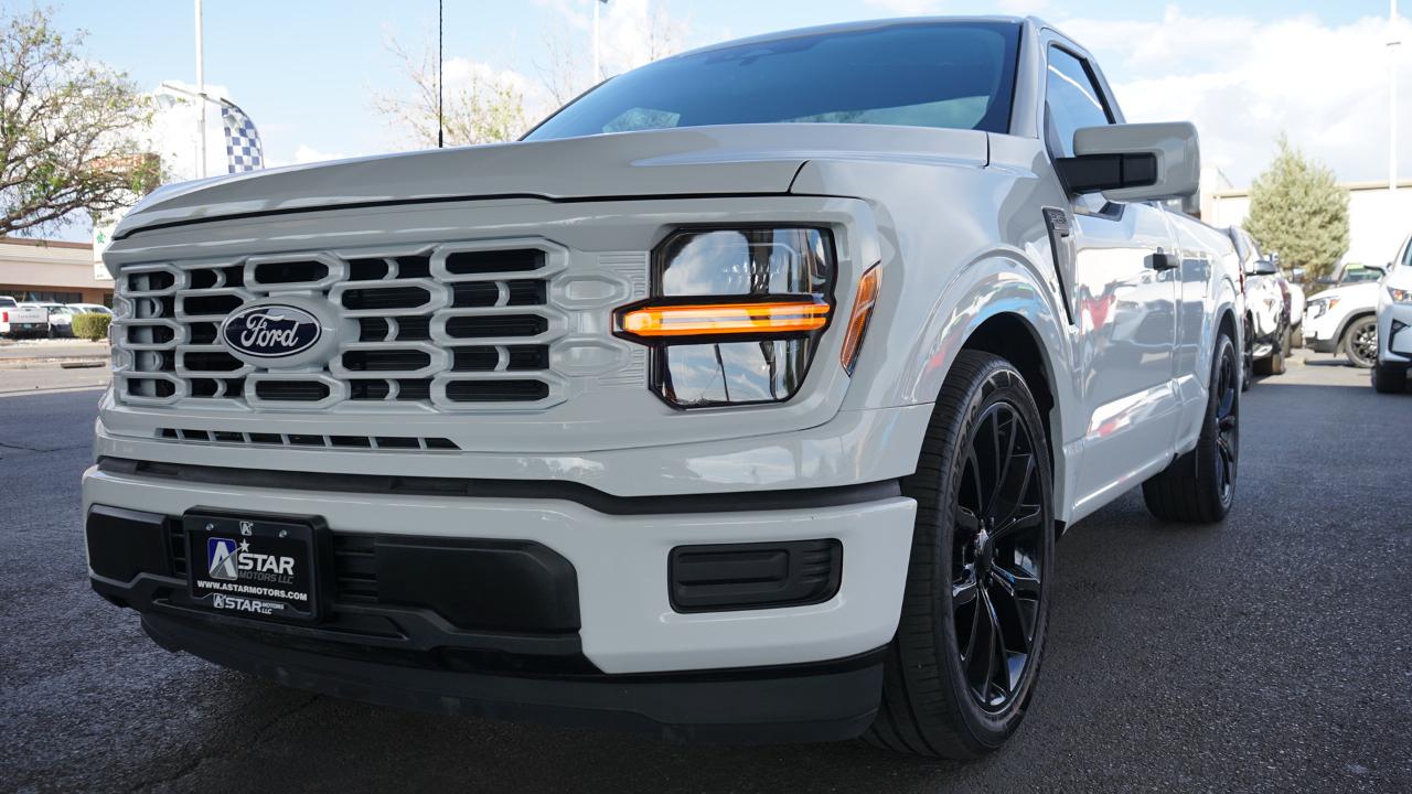 Ford F-150 XL 2WD Reg Cab 6.5' Box 2026