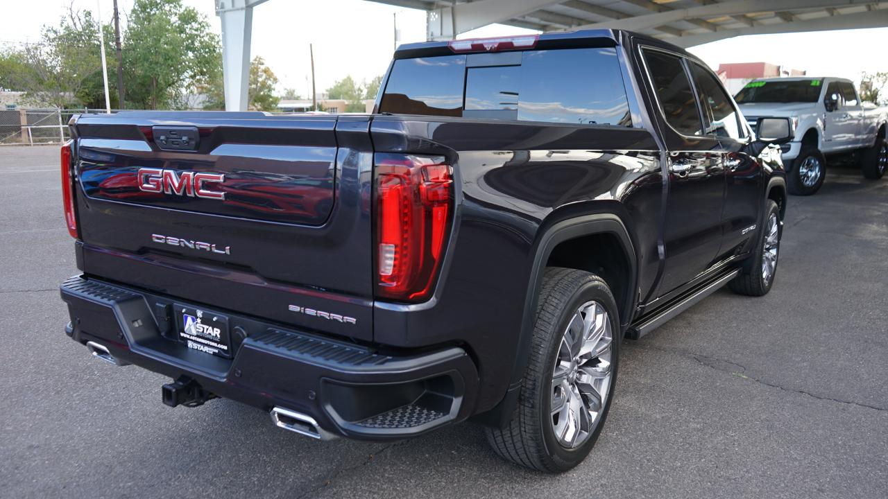 GMC Sierra 1500 4WD Crew Cab 147" Denali 2023