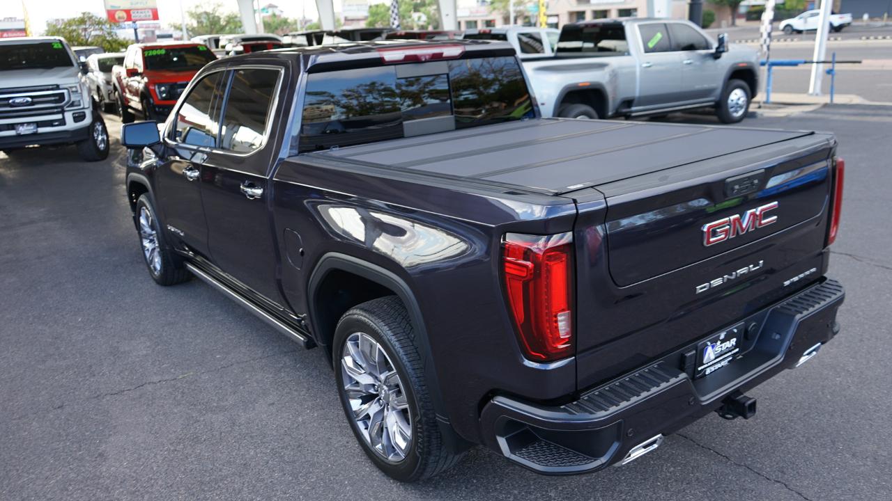 GMC Sierra 1500 4WD Crew Cab 147" Denali 2023