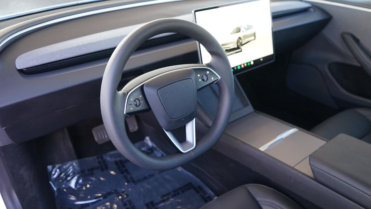 Tesla Model 3 Long Range RWD 2025