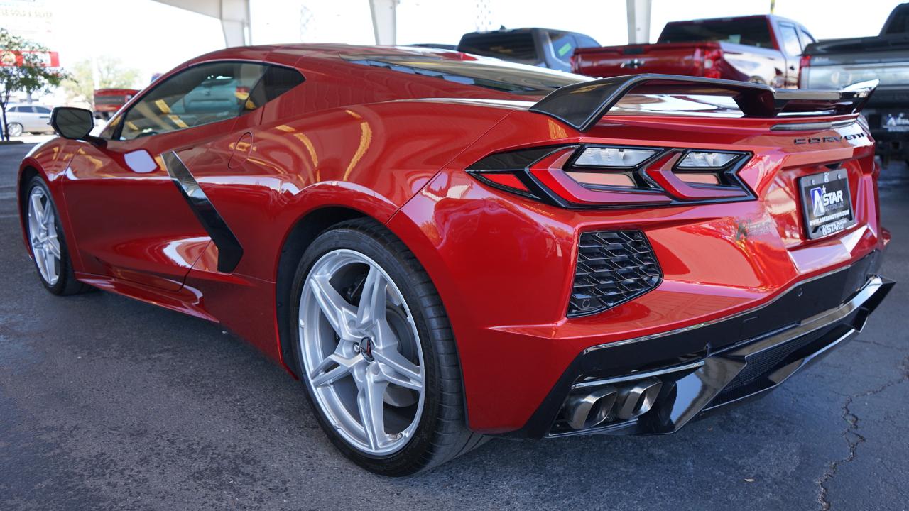 Chevrolet Corvette 2dr Stingray Cpe w/2LT 2021