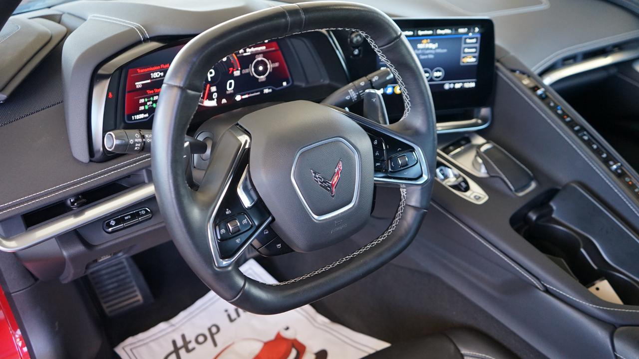 Chevrolet Corvette 2dr Stingray Cpe w/2LT 2021