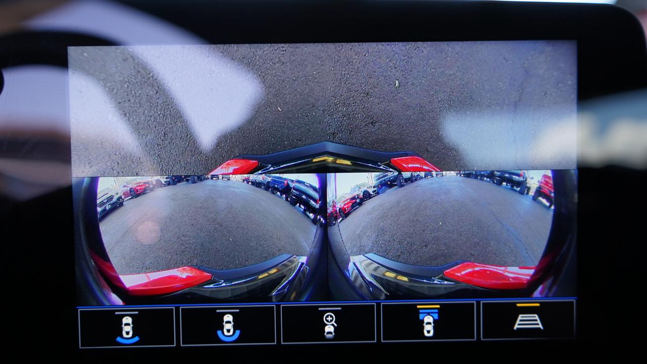 Chevrolet Corvette 2dr Stingray Cpe w/2LT 2021
