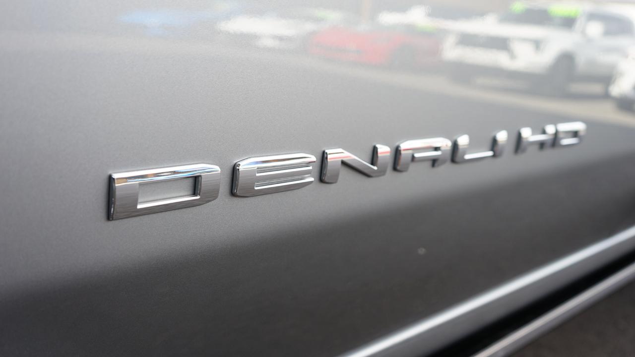 GMC Sierra 3500HD 4WD Crew Cab 172" Denali 2025