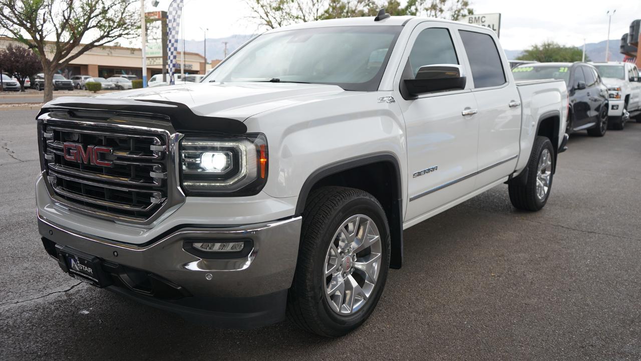 GMC Sierra 1500 4WD Crew Cab 143.5" SLT 2017