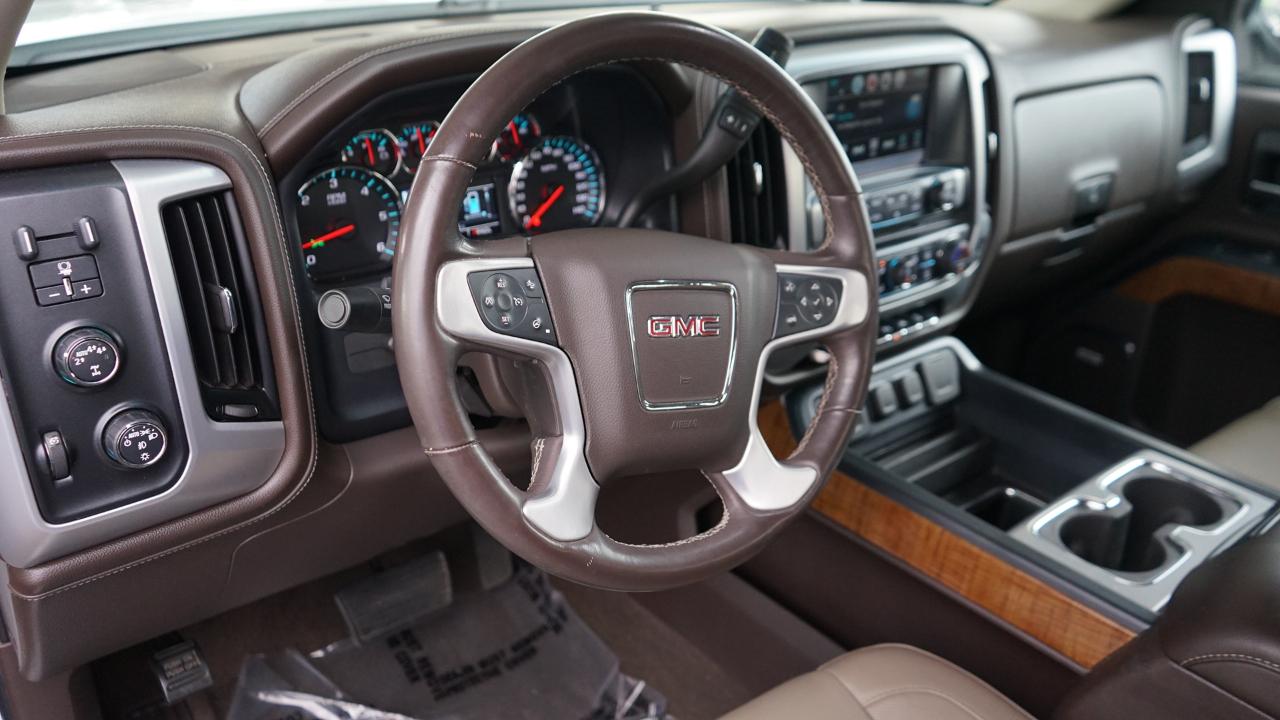 GMC Sierra 1500 4WD Crew Cab 143.5" SLT 2017